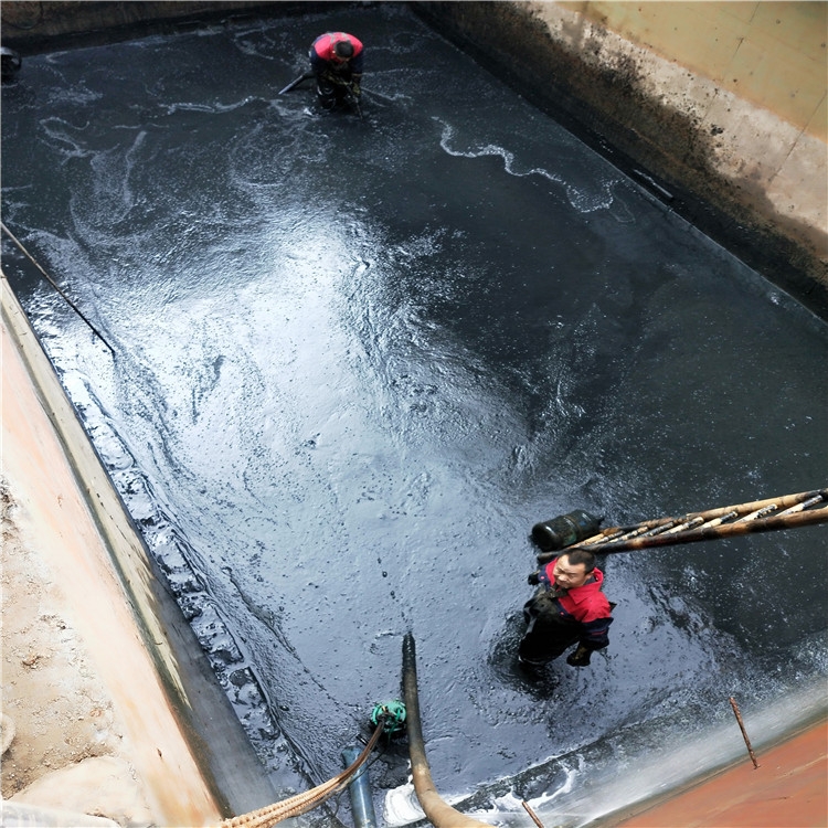 南昌县废水池清理